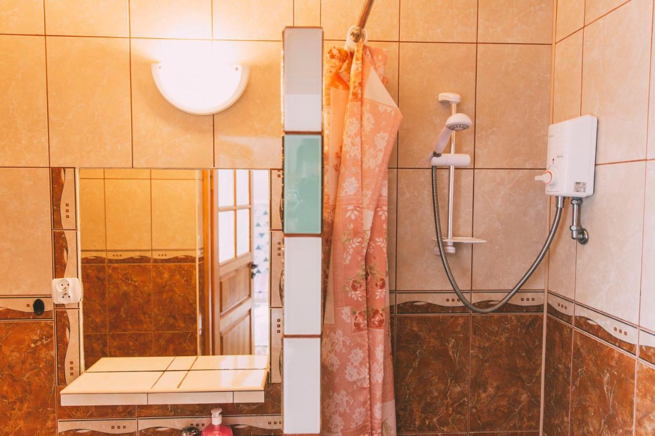 Pokoje Goscinne & Restauracja Pestka Choczewo Buitenkant foto